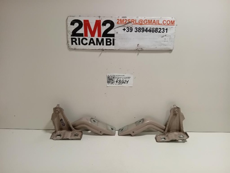 KIT Cerniere Cofano ANT KIT CERNIERE COFANO ANT Fiat 500L 2013