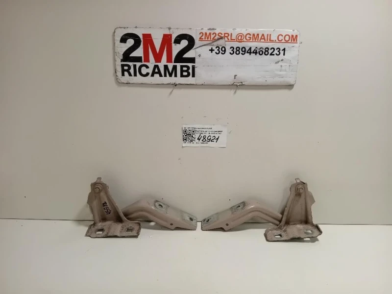 KIT Cerniere Cofano ANT KIT CERNIERE COFANO ANT Fiat 500L 2013