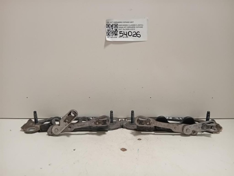KIT Cerniere Cofano ANT KIT CERNIERE COFANO ANT Mercedes Classe E W212 2009
