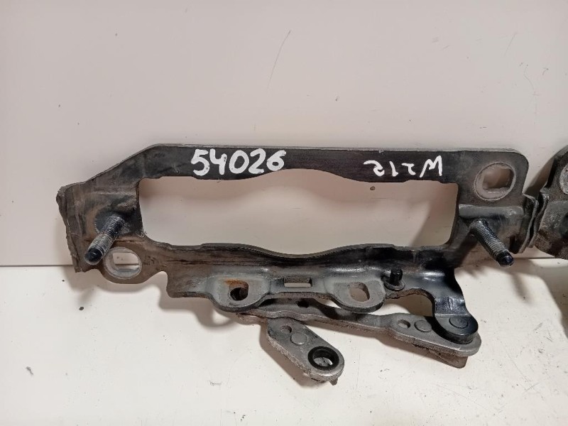 KIT Cerniere Cofano ANT KIT CERNIERE COFANO ANT Mercedes Classe E W212 2009