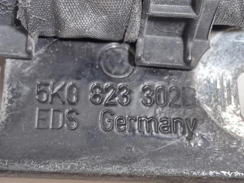 KIT Cerniere Cofano ANT 5K0 823 301B DX+SX Volkswagen GOLF VI 2009