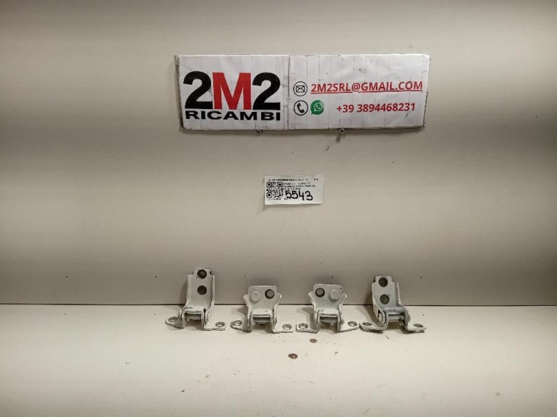 KIT Cerniere Porta POST SX KIT CERNIERE PORTA POST SX Mazda 3 III 2014