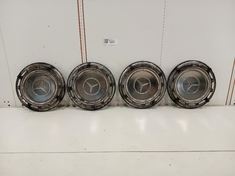 KIT Copricerchio Ruota KIT COPRICERCHIO RUOTA Mercedes Serie W123 1976-1985