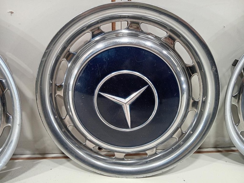 KIT Copricerchio Ruota KIT COPRICERCHIO RUOTA Mercedes Serie W123 1976-1985