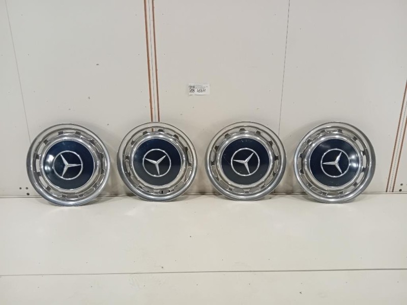 KIT Copricerchio Ruota KIT COPRICERCHIO RUOTA Mercedes Serie W123 1976-1985