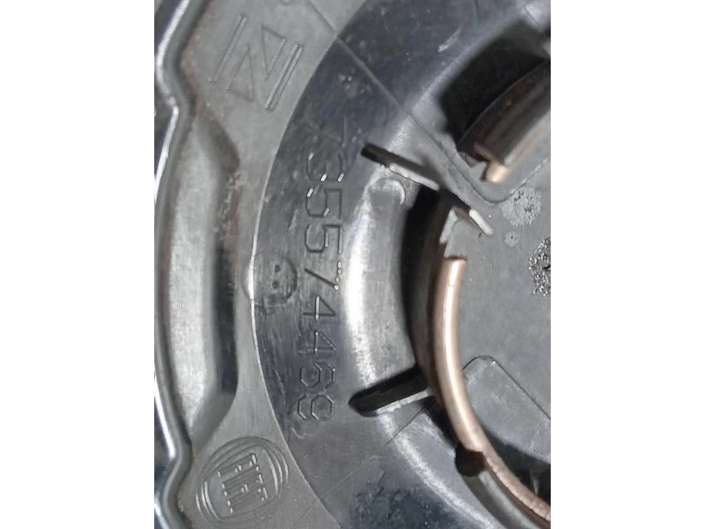 KIT Coprimozzo Ruota 735574469 Fiat 500L 2013