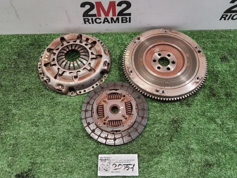KIT Frizione 312100D150 Toyota Yaris IV 2012