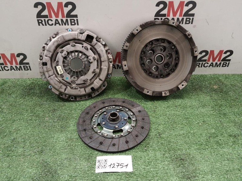 KIT Frizione 2PZ 25191312 96899520 Chevrolet Cruze 2009