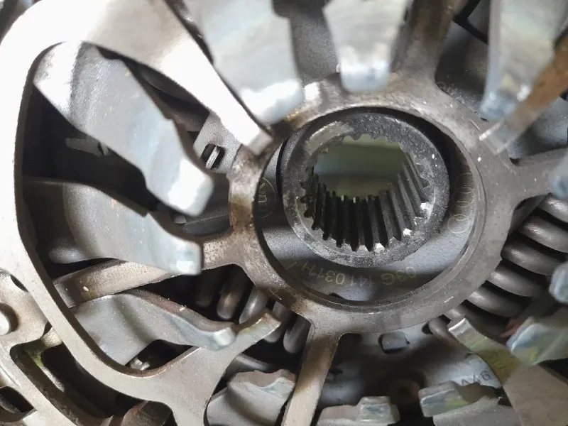 KIT Frizione CON Volano 03G141031H Audi A4 8ED Avant 2005