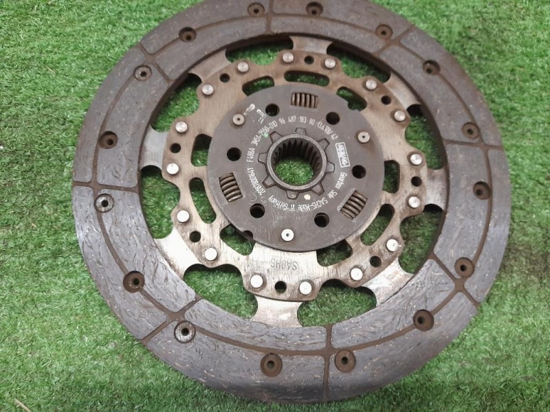 KIT Frizione CON Volano 9647933380 9654219380 Ford Focus II 2005