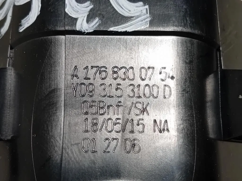 KIT Griglie Condotto ARIA Cruscotto A1768300354A1768300754 Mercedes Classe A W176 2015