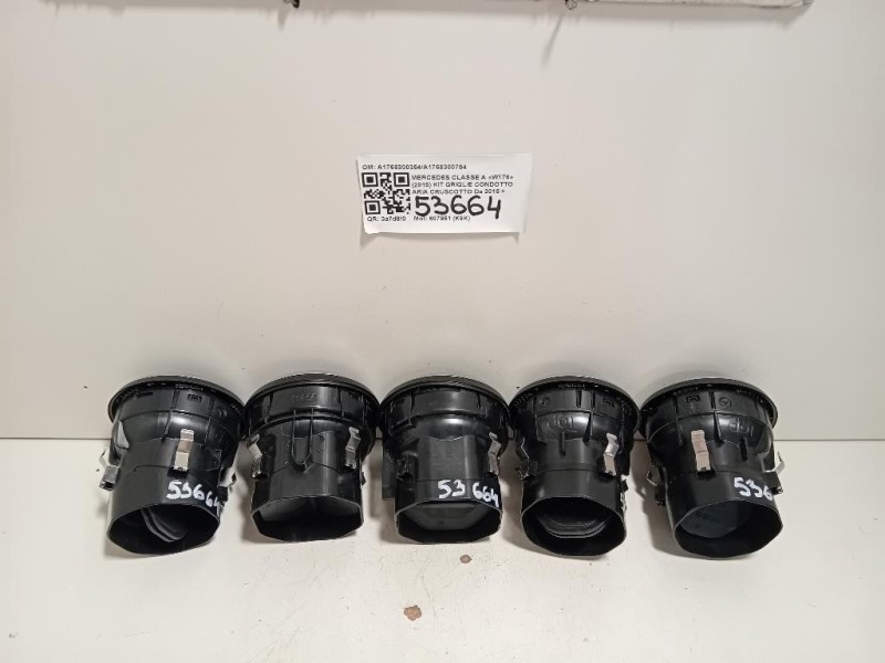 KIT Griglie Condotto ARIA Cruscotto A1768300354A1768300754 Mercedes Classe A W176 2015
