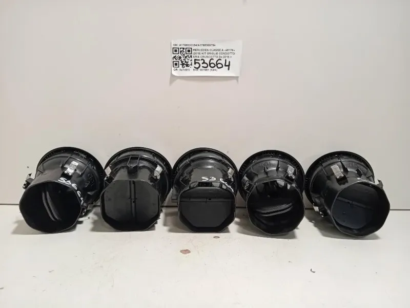 KIT Griglie Condotto ARIA Cruscotto A1768300354A1768300754 Mercedes Classe A W176 2015