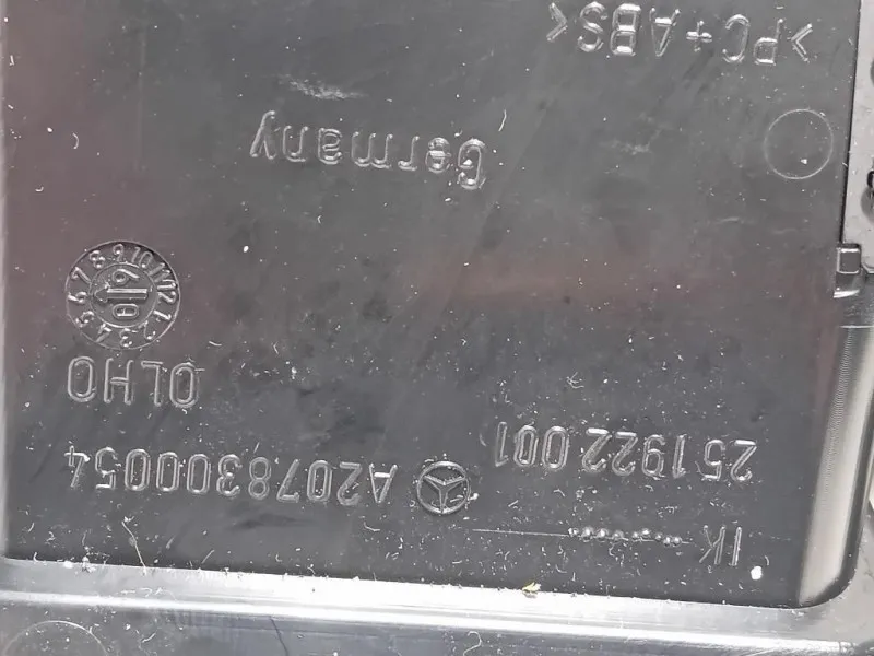 KIT Griglie Condotto ARIA Cruscotto A2078300054A2078300154 Mercedes Classe E C207 Coupé 2010