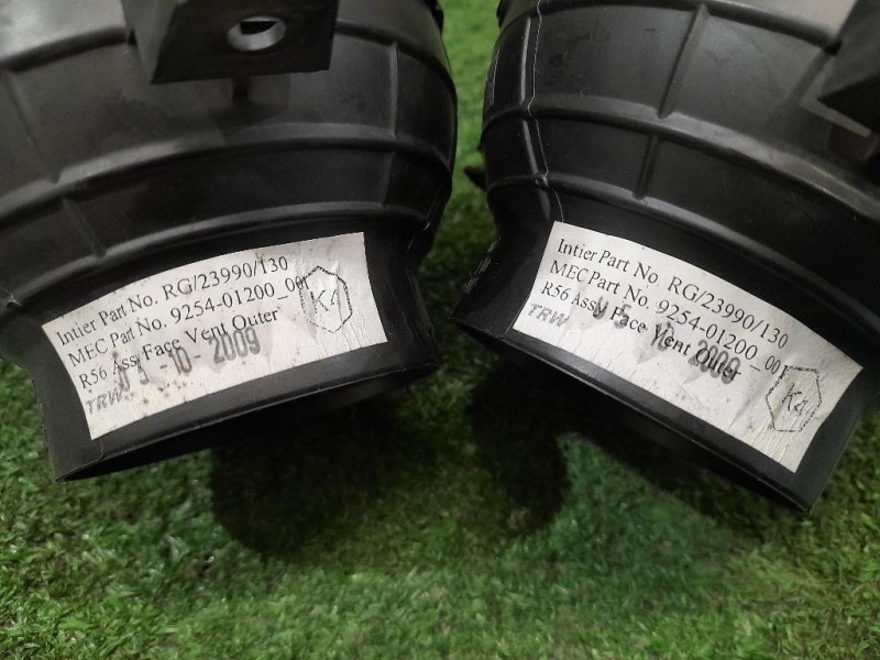 KIT Griglie Condotto ARIA Cruscotto KIT GRIGLIE CONDOTTO ARIA CRUSCOTTO Mini MINI ONE R56 2007