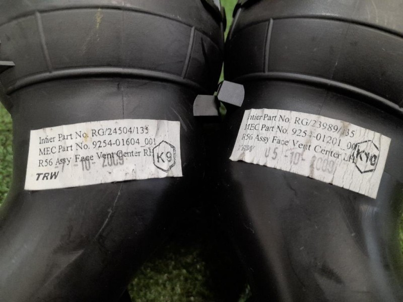 KIT Griglie Condotto ARIA Cruscotto KIT GRIGLIE CONDOTTO ARIA CRUSCOTTO Mini MINI ONE R56 2007