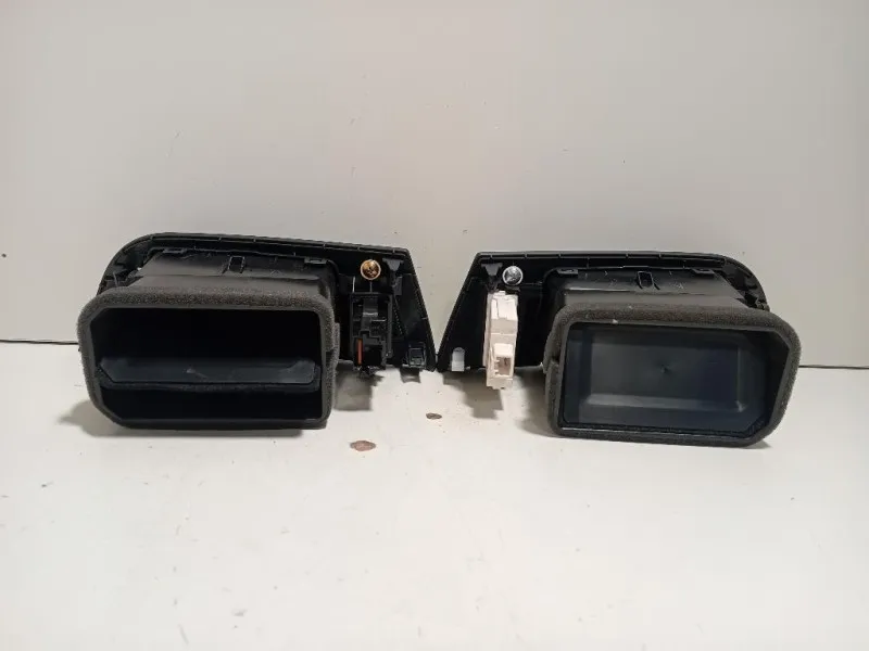 KIT Griglie Condotto ARIA Cruscotto 8030A0708030A087 Mitsubishi Pajero IV 2007