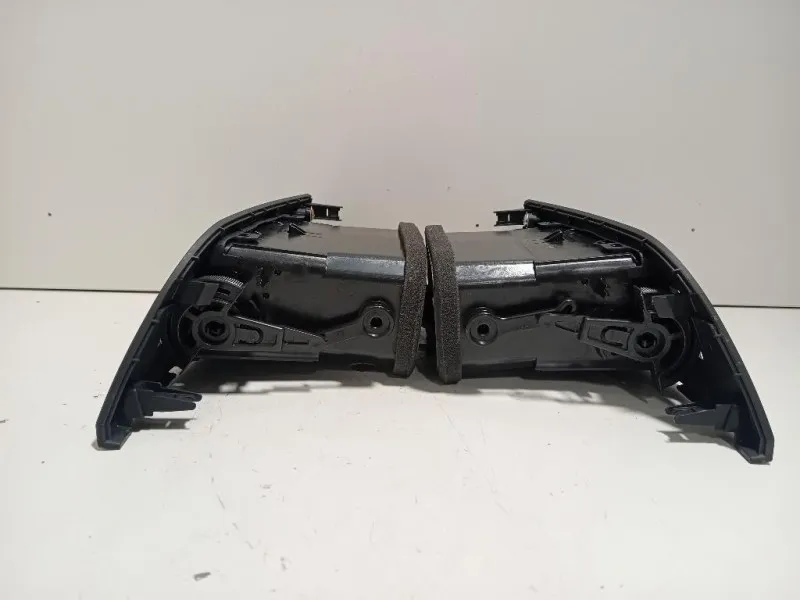 KIT Griglie Condotto ARIA Cruscotto 8030A0708030A087 Mitsubishi Pajero IV 2007