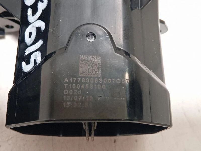 KIT Griglie Condotto ARIA Cruscotto Centrale A17783063007 Mercedes Classe A W177 2018