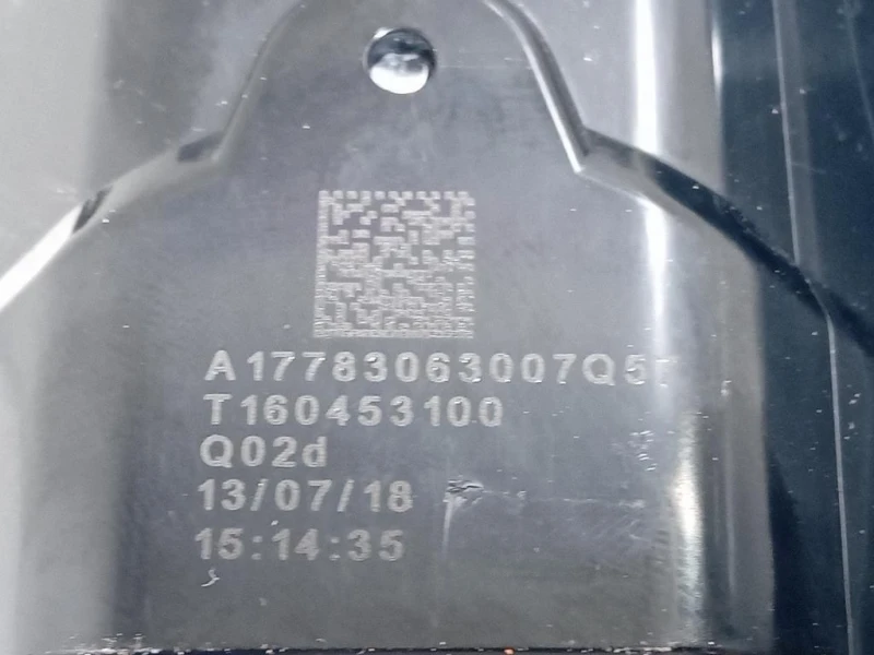 KIT Griglie Condotto ARIA Cruscotto Centrale A17783063007 Mercedes Classe A W177 2018