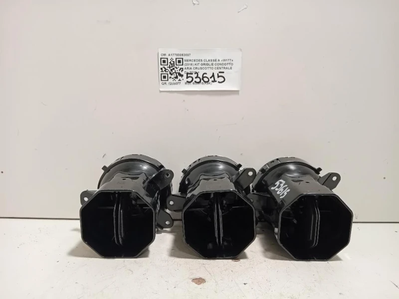 KIT Griglie Condotto ARIA Cruscotto Centrale A17783063007 Mercedes Classe A W177 2018
