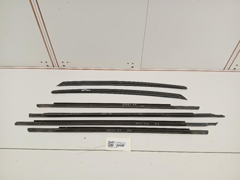 KIT Modanature Paracolpi Porta ANT E POST Audi A4 8W5 Avant 2015