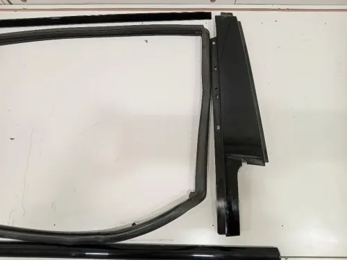 KIT Modanature Paracolpi Porta ANT E POST Land Rover Range Rover Evoque I 2011