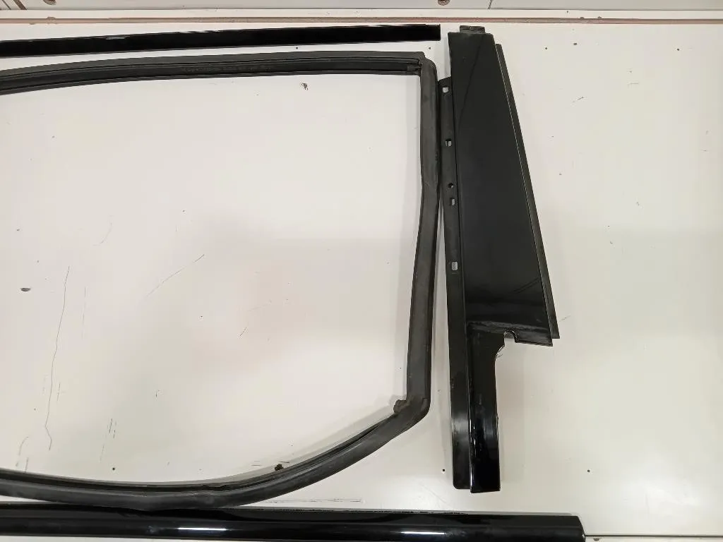 KIT Modanature Paracolpi Porta ANT E POST Land Rover Range Rover Evoque I 2011