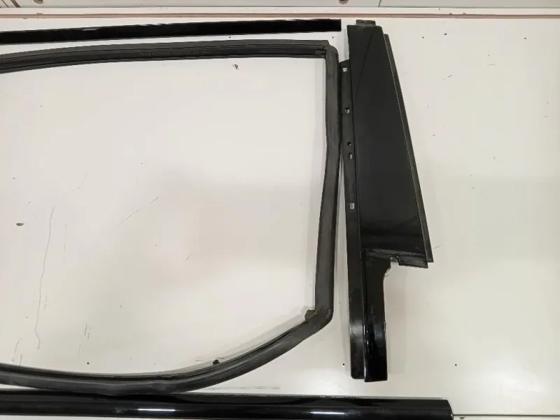 KIT Modanature Paracolpi Porta ANT E POST Land Rover Range Rover Evoque I 2011