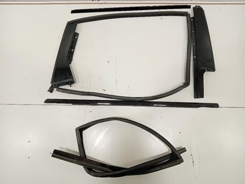 KIT Modanature Paracolpi Porta ANT E POST Land Rover Range Rover Evoque I 2011