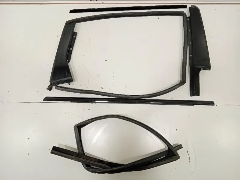 KIT Modanature Paracolpi Porta ANT E POST Land Rover Range Rover Evoque I 2011