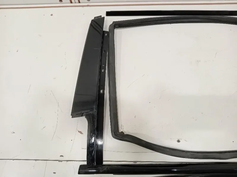 KIT Modanature Paracolpi Porta ANT E POST Land Rover Range Rover Evoque I 2011