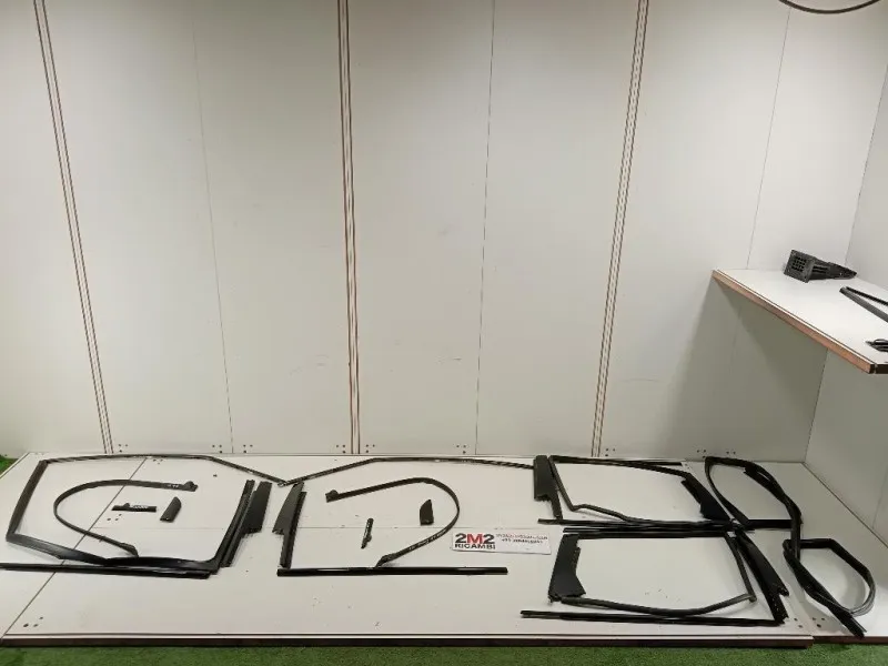 KIT Modanature Paracolpi Porta ANT E POST Land Rover Range Rover Evoque I 2011