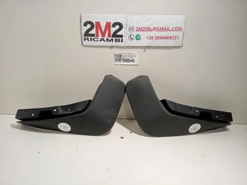 KIT Paraspruzzi Parafango POST AMX23-286A12-AAAM8X23-286A12-AA Jaguar F-pace 2015