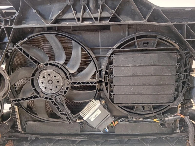 KIT Radiatori 8R0805594B 8K0959501D 8K0959455 8K0121251R Audi Q5 8RB 2009