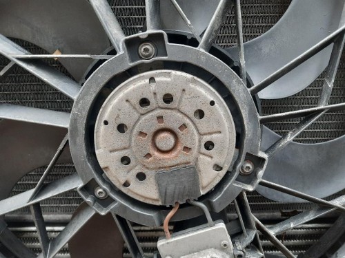 KIT Radiatori 1442-7 801 993-01110 748-10 Bmw Serie 1 E87 Berlina 2005