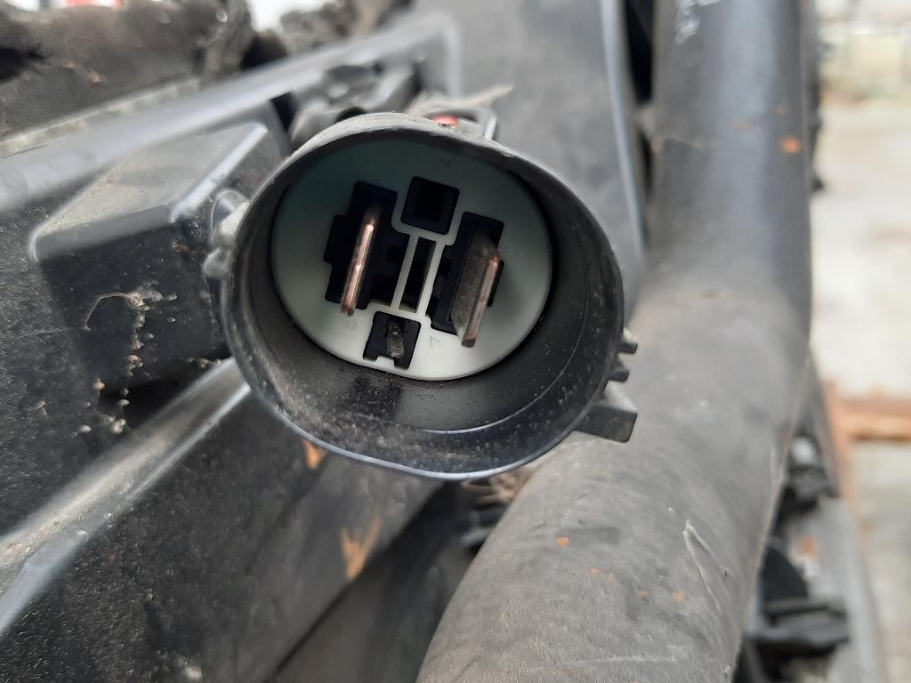 KIT Radiatori 3M5H-8C607-UB3M5H9L440AD Ford Focus II 2005