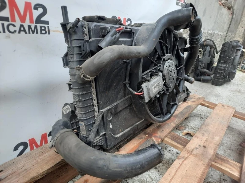 KIT Radiatori 3M5H-8C607-UB3M5H9L440AD Ford Focus II 2005