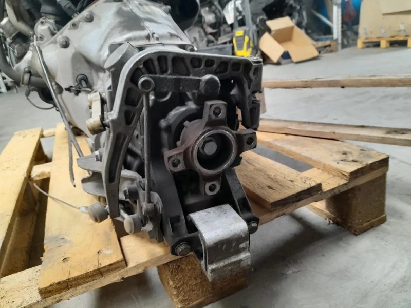 Cambio 646980 A6392602300 Mercedes VITO W639 2004