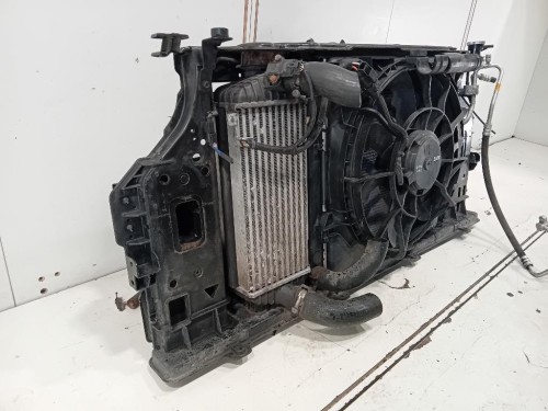 KIT Radiatori KIT RADIATORI Hyundai I40 CW 2015