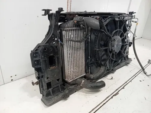 KIT Radiatori KIT RADIATORI Hyundai I40 CW 2015