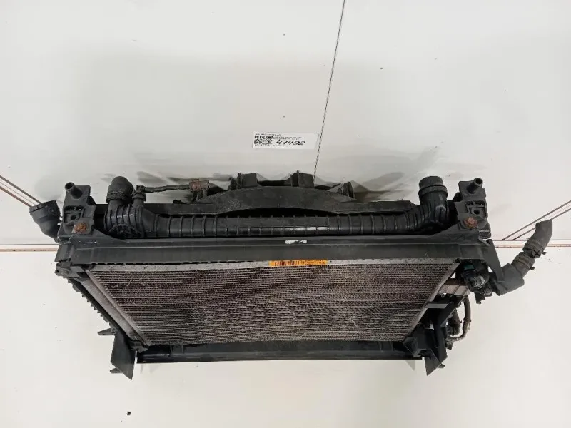 KIT Radiatori GX73-8C607-AD Jaguar XE 2015