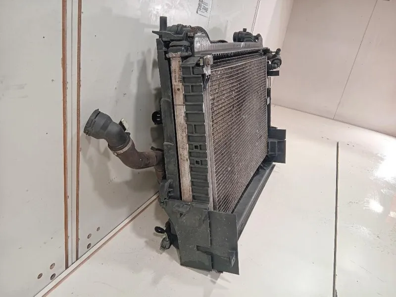 KIT Radiatori GX73-8C607-AD Jaguar XE 2015