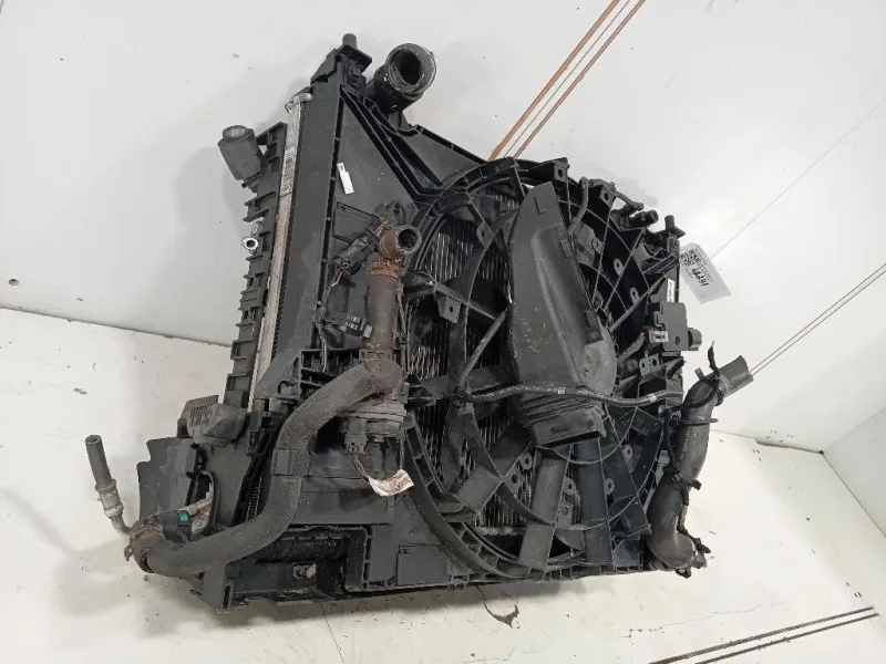 KIT Radiatori GX73-19710-BC Jaguar XE 2015