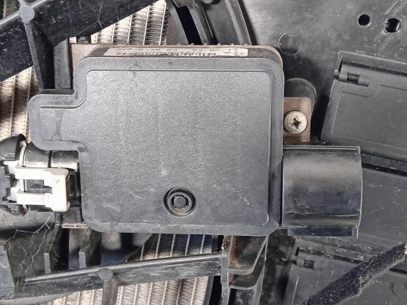 KIT Radiatori GX73-19710-BC Jaguar XE 2015