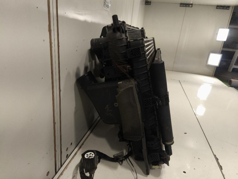 KIT Radiatori KIT RADIATORI Jaguar XF I 2011