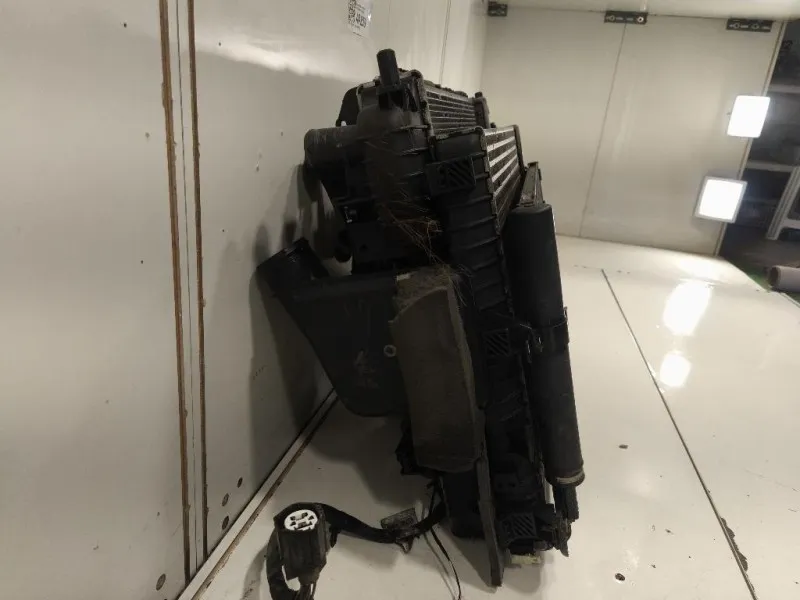 KIT Radiatori KIT RADIATORI Jaguar XF I 2011