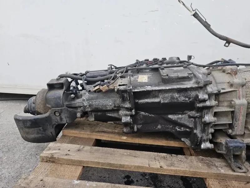 Cambio 3201A038 Mitsubishi Pajero III 2000