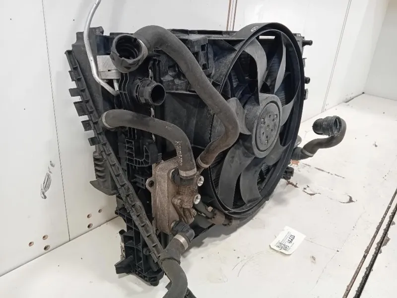 KIT Radiatori A0995002003 Mercedes Classe C W205 2014