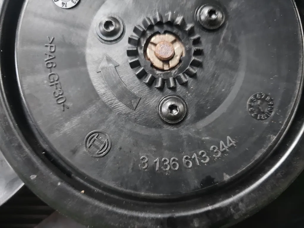 KIT Radiatori 3136613344 Mercedes Classe E S212 SW 2009